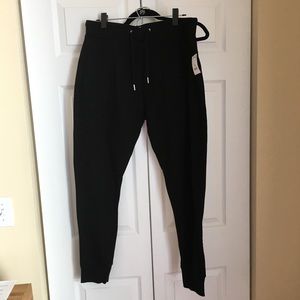 Men’s jogging pants